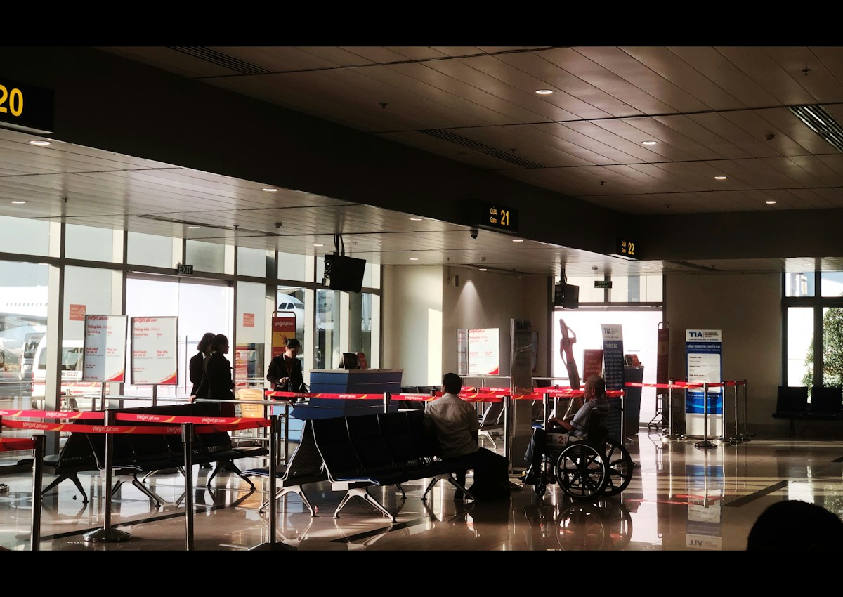 Customs & Immigration for Families, Solo Travelers, and Groups